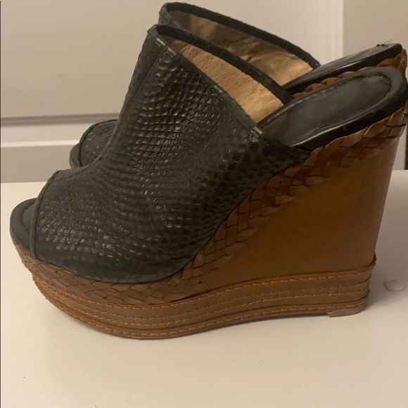 Modern vintage shoes - Picture 4 of 5